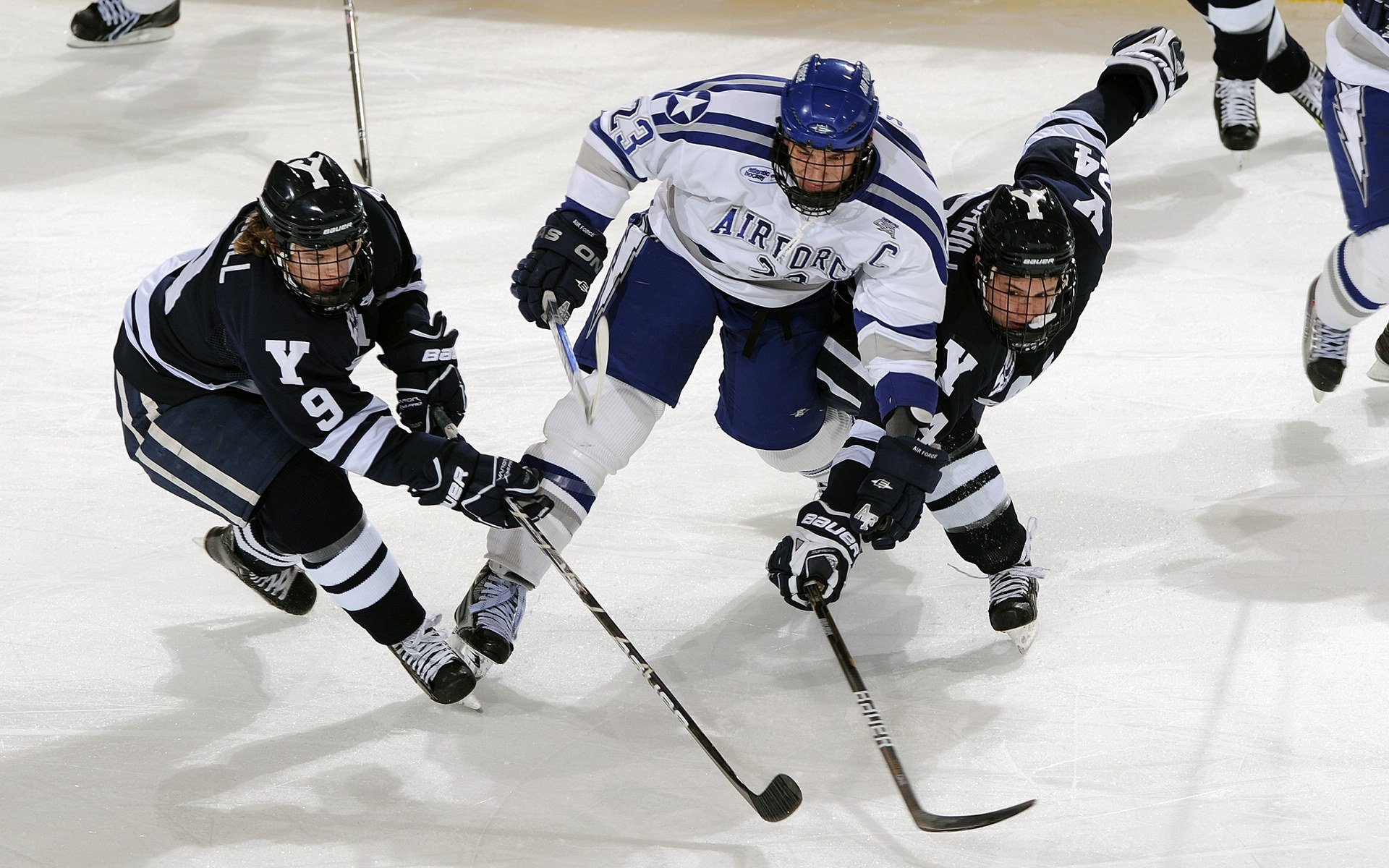 中超球队战术执行力提升明显,中超战术板