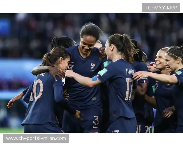 《每日邮报》：荷兰女足在预选赛中表现出色，荷兰女足官网